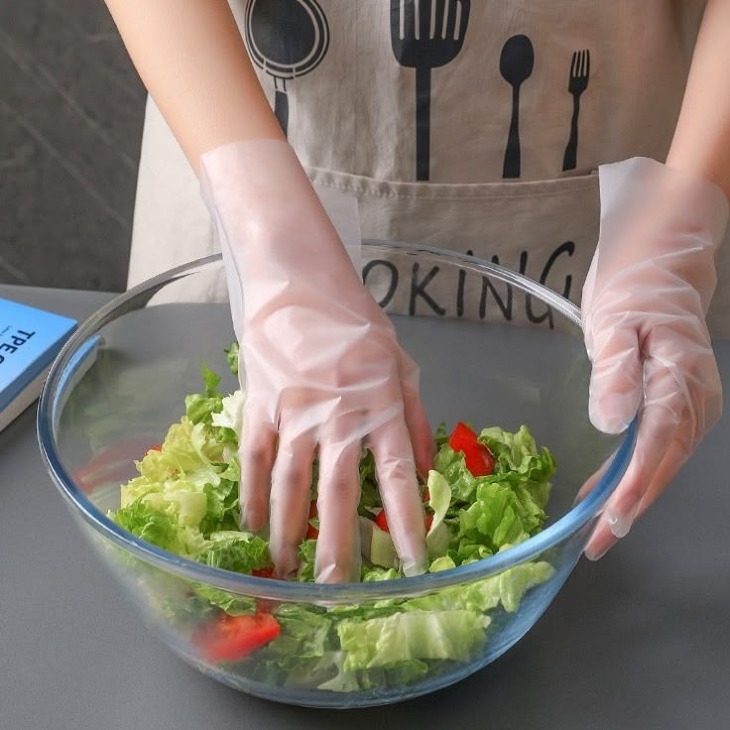 Bahaya Kanker di Balik Sarung Tangan Plastik untuk Makan? Ini Fakta yang Perlu Diketahui